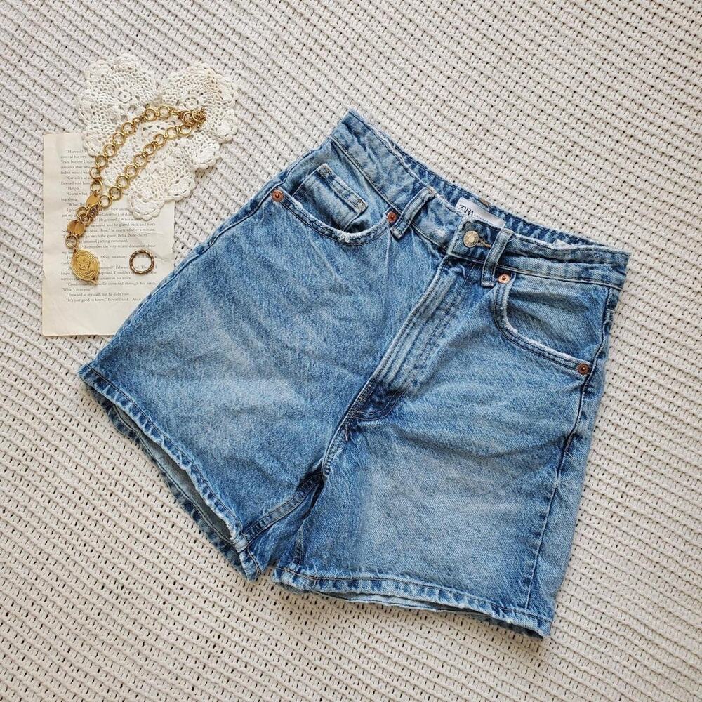 Zara high waisted classic denim shorts